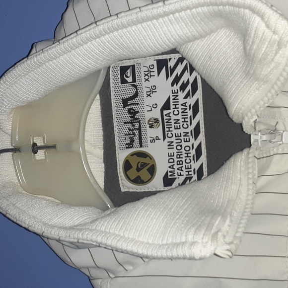 SOLD SOLD SOLD Quiksilver snow sk winteri jacket mens boys M Lk New vintage - Picture 6 of 11